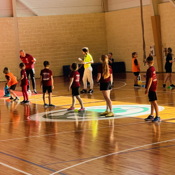 Sporto visa klase 2.klašu sacensības stafetēs - 