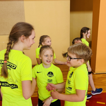 Sporto visa klase 2.klašu sacensības stafetēs - 