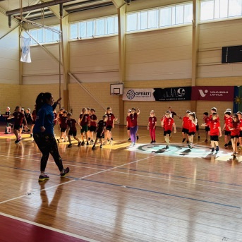 Sporto visa klase 2.klašu sacensības stafetēs - 