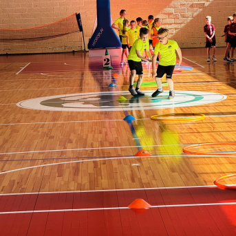 Sporto visa klase 2.klašu sacensības stafetēs - 