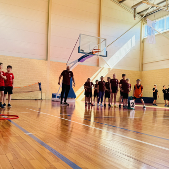 Sporto visa klase 2.klašu sacensības stafetēs - 