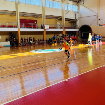 Sporto visa klase 2.klašu sacensības stafetēs - 