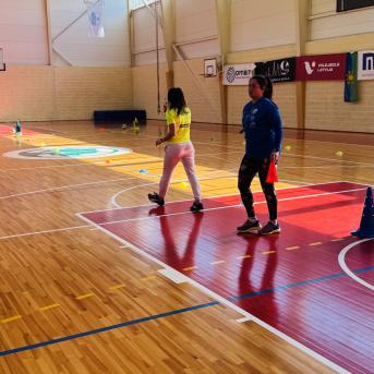 Sporto visa klase 2.klašu sacensības stafetēs - 