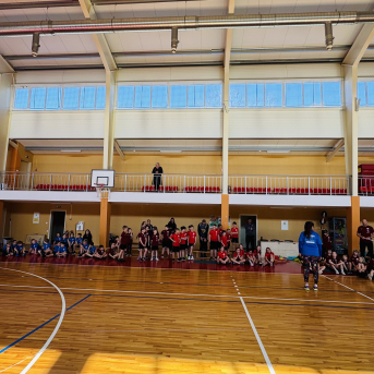 Sporto visa klase 2.klašu sacensības stafetēs - 