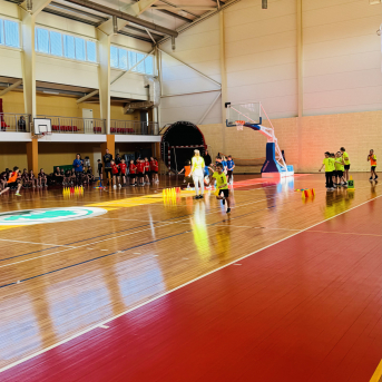 Sporto visa klase 2.klašu sacensības stafetēs - 