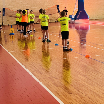 Sporto visa klase 2.klašu sacensības stafetēs - 