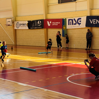 Sporto visa klase 2.klašu sacensības stafetēs - 