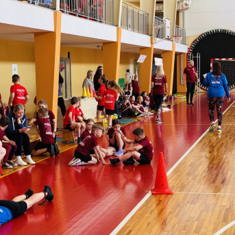 Sporto visa klase 2.klašu sacensības stafetēs - 