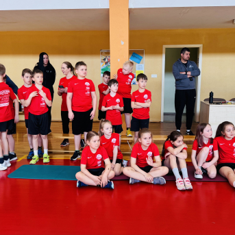 Sporto visa klase 2.klašu sacensības stafetēs - 