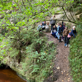 Tiešsaistes pārgājiens gar Loju - 