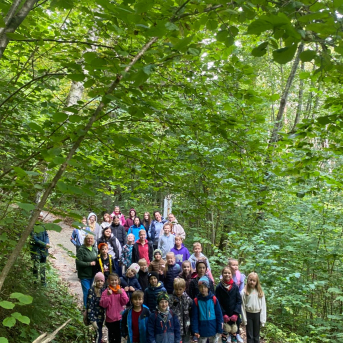 Tiešsaistes pārgājiens gar Loju - 