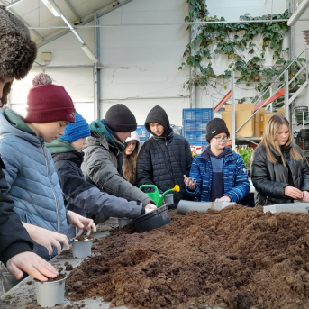 Sējas pamatskolas 6.klase ESF+ projekta nodarbībā - 