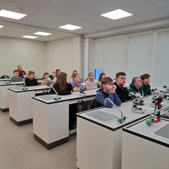 Sējas pamatskolas 6.klase ESF+ projekta nodarbībā - 