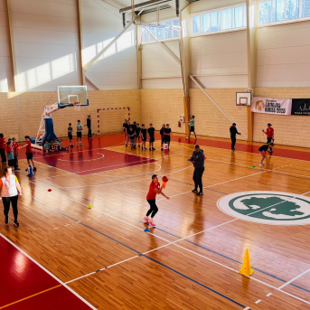 Sporto visa klase sacensības 6.klasēm Sējas skolā - 