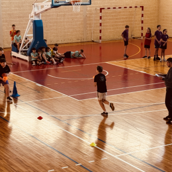 Sporto visa klase sacensības 6.klasēm Sējas skolā - 