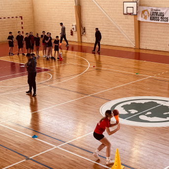 Sporto visa klase sacensības 6.klasēm Sējas skolā - 