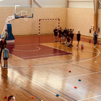 Sporto visa klase sacensības 6.klasēm Sējas skolā - 