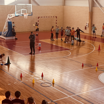 Sporto visa klase sacensības 6.klasēm Sējas skolā - 