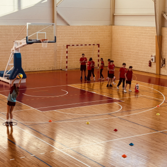 Sporto visa klase sacensības 6.klasēm Sējas skolā - 