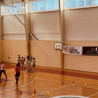 Sporto visa klase sacensības 6.klasēm Sējas skolā - 