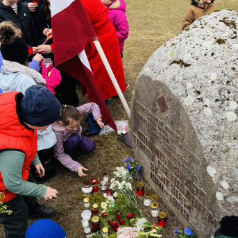 Piemiņas brīdis pie Birzēm - 