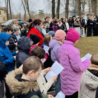 Piemiņas brīdis pie Birzēm - 