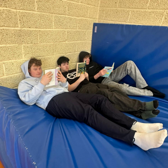 Sējas skolas lasīšanas stunda - 