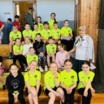 Sporto visa klase 3.klašu sacensības stafetēs - 