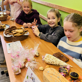 Miķeļdienas tirdziņš Sējas pamatskolā - 