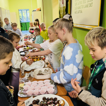 Miķeļdienas tirdziņš Sējas pamatskolā - 