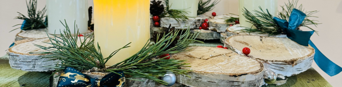 Pirmās Adventes sveces iedegšana