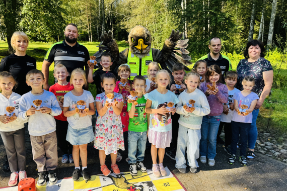 1. klase tiekas ar Pašvaldības policiju