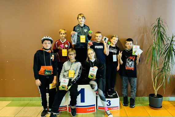 Jauno satiksmes dalībnieku pulciņa starti Baložu velodrošības sacensībās