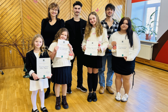 Notikumiem bagāta diena Sējas pamatskolā